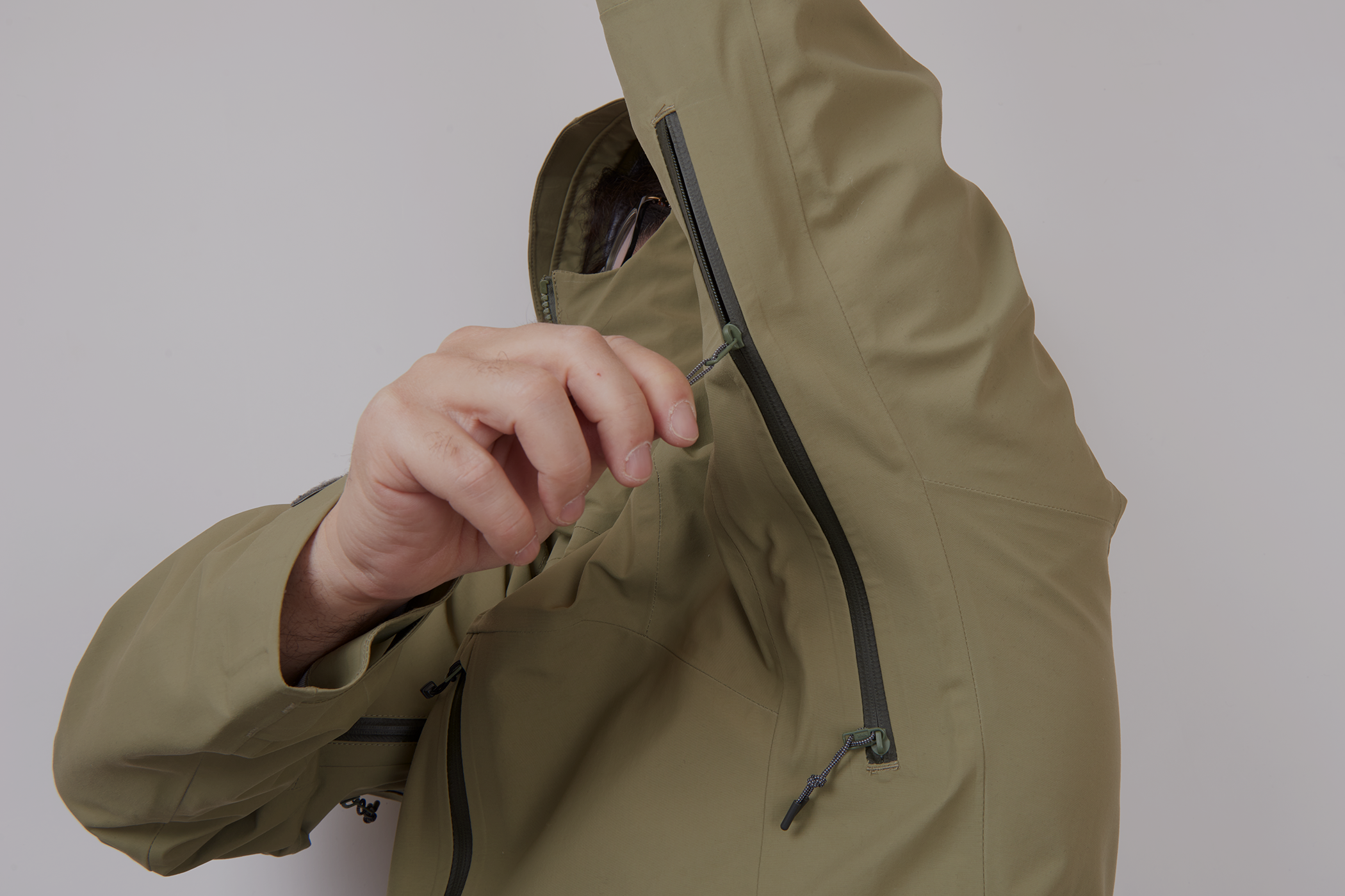 Ventilation Zipper (String Zip Pull) 