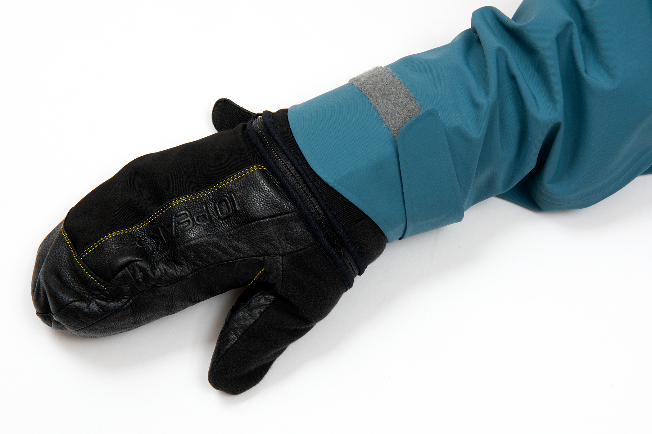 Sleeve Cuff Cutting